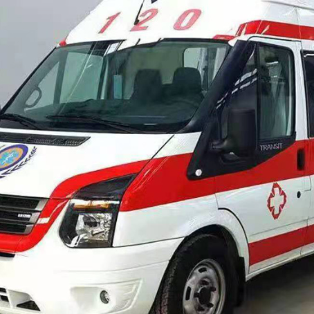 诏安非急救护送病人转院租赁救护车的优缺点对比